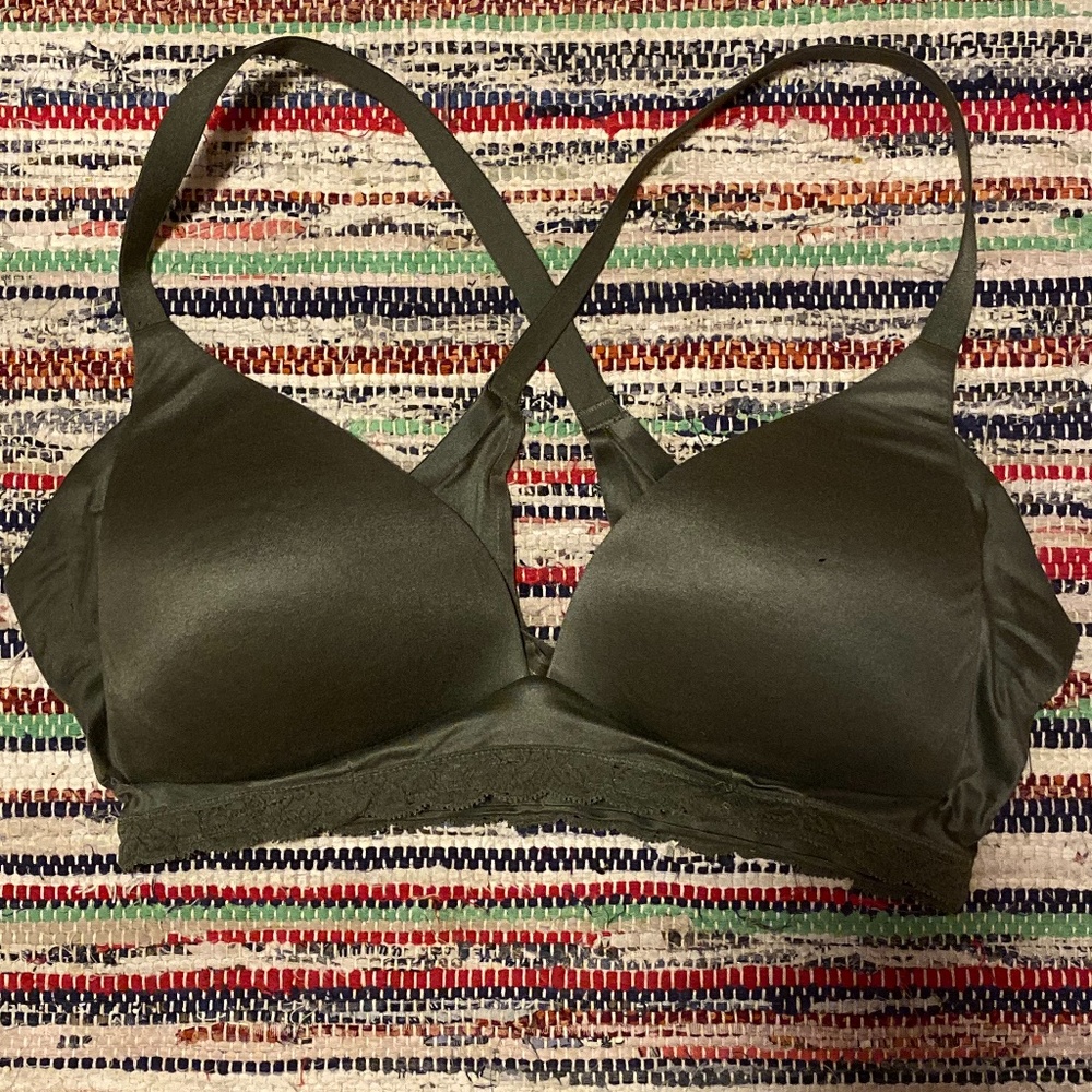 AERIE wireless bra lace lined 32D